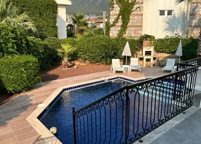 Sunrise 1 Nyaraló *